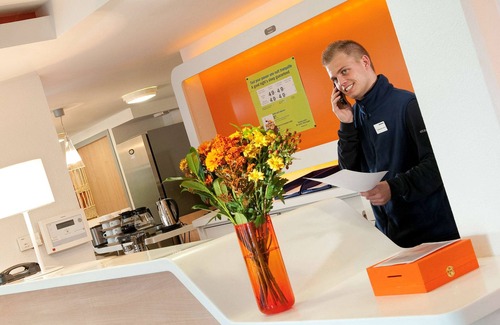 Montauban Hotel | ibis budget Montauban Les Chaumes