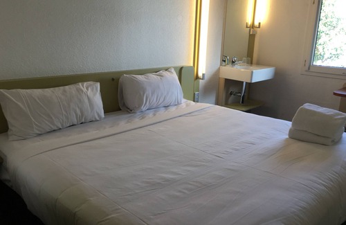 St Peters Hotel | Ibis Budget St Peters