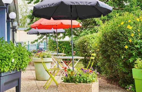 Coignieres Hotel | Ibis Budget Versailles Coignieres
