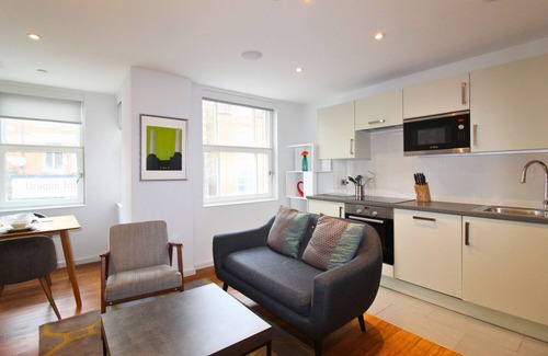 South Richmond Apartamento | Ibis House 1 Bedroom | Relaxing Room in Scenic Richmond | Close to Kew Gardens