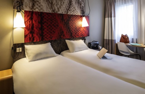 Docklands Hotel | ibis London Excel Docklands