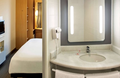 Macae Hotel | ibis Macae