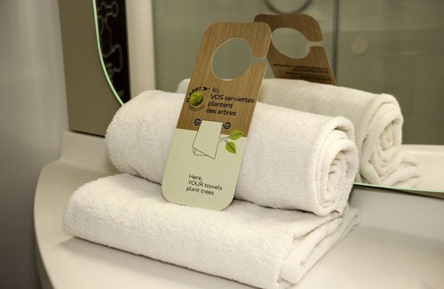 Saint-Vincent-de-Paul Hotel | ibis Paris Gare du Nord Chateau Landon 10ème Hotel