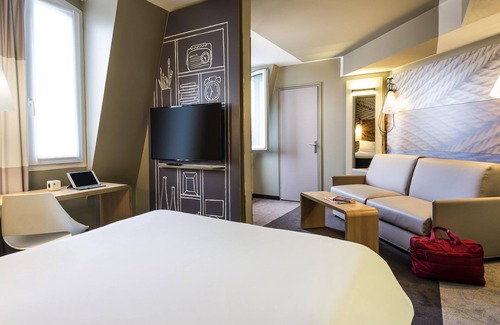 Saint-Vincent-de-Paul Hotel | ibis Paris Gare du Nord Chateau Landon 10ème Hotel