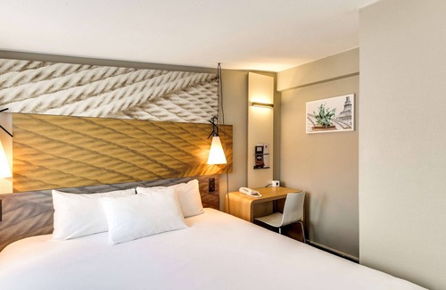 Quartier du Faubourg-Montmartre Hotel | Ibis Paris Grands Boulevards Opera 9th