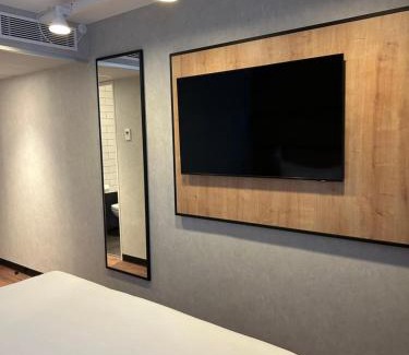 Saint-Ouen Hotel | ibis Paris Nord Porte de Saint Ouen