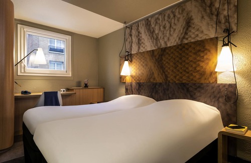 Rueil-Malmaison Hotel | ibis Rueil-Malmaison Centre