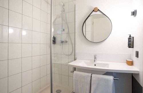 Saint-Lo Hotel | ibis Saint Lo La Chevalerie