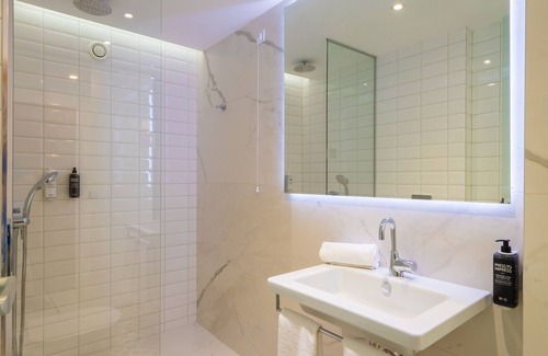 Golden Sands Hotel | ibis Styles Golden Sands Roomer Hotel