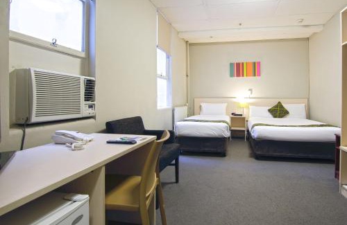 Melbourne Central Business District Hotel | ibis Styles Kingsgate Hotel