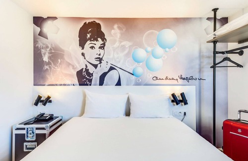 Saint-Denis Hotel | ibis Styles Paris Saint Denis Plaine