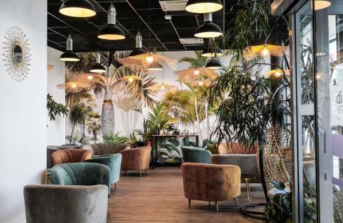 Neydens Hotel | ibis Styles Saint Julien en Genevois Vitam