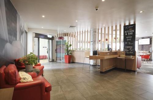 Mascot Hotel | ibis Sydney Airport