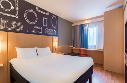 Praga Poludnie Hotel | ibis Warszawa Ostrobramska