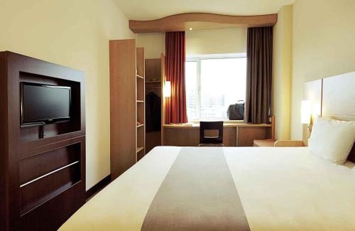 Horgen District Hotel | ibis Zurich Adliswil