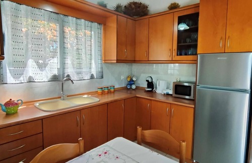 Kremasti Casa | Ibiscus Cottage in Paradisi near the Beach
