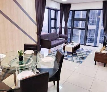 Taman Mutiara Apartamento | Ibiza Bliss