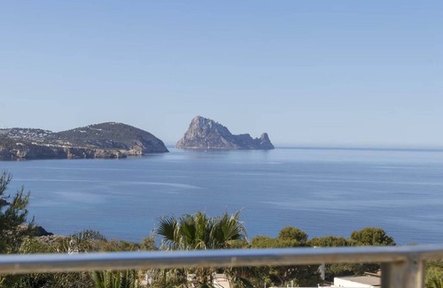 Cala Comte Villa | Villa ibicenca con vistas al mar