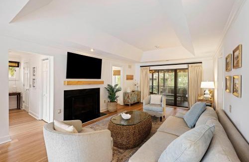 West Beach Casa | IC80: 80 Inlet Cove