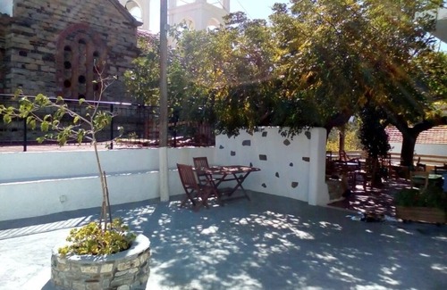 Armenistis Cabaña | Icarus Blue Cottage Escape. The Greek island of Ikaria is a Blue Zone Island