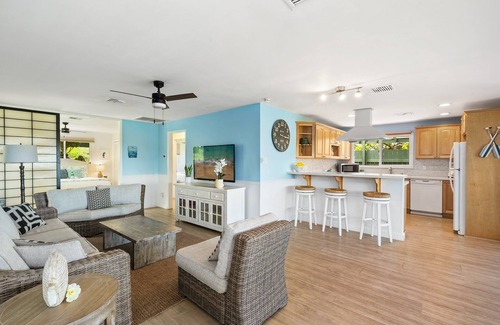 Kaanapali Condominio | ICC 30 Remodeled 2BD Cottage Across the Street from Kahekili Beach