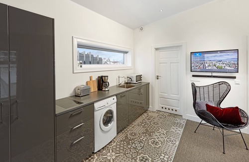 Downtown Apartamento | Ice Apartments Reykjavik by Heimaleiga