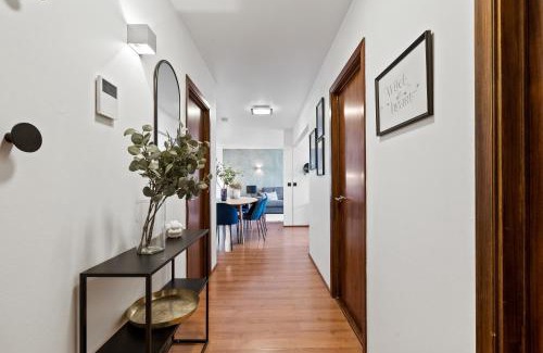 Haaleiti Apartamento | Icelands Biggest Mall at 8 Minute walk - Free parking