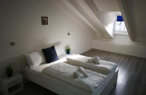 Old Town Casa | Iceman Room's Central