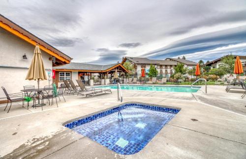 Downtown Leavenworth Apartamento | Icicle Village Resort 507 & 508: Alpine Reflections