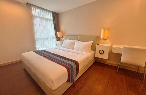 Asoke Hotel | ICON NARINDRA SUITES HOTEL Sukhumvit Bangkok Thailand 50sqm to 90sqm Rooms & FREE Minibar