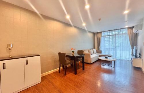 Asoke Hotel | ICON NARINDRA SUITES HOTEL Sukhumvit Bangkok Thailand 50sqm to 90sqm Rooms & FREE Minibar