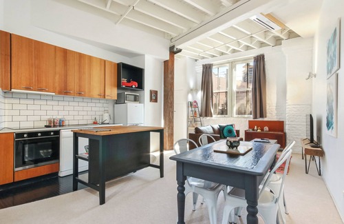 Teneriffe Condominio | Iconic Woolstore Apartment in Teneriffe, Brisbane