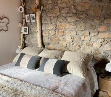 Olopte Chalet De Esquí | Idílico refugio de montaña ideal escapadas