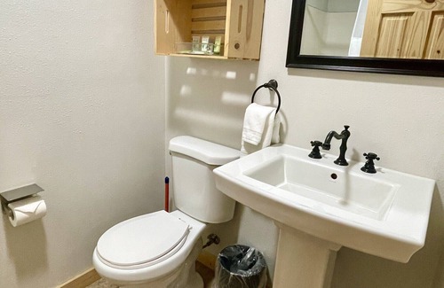 Bonners Ferry Hotel | Idaho Lodge and RV Park
