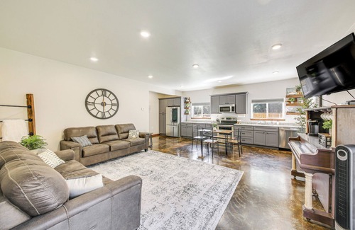 Boundary County Apartamento | Idaho Retreat w/ Fire Pit - 2 Mi to McArthur Lake