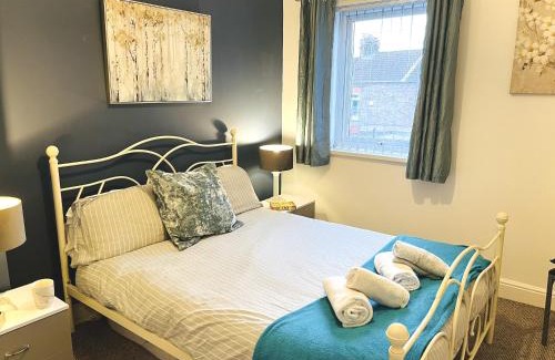 Widnes Casa | Ideal 2 bed pay-as-you-stay home in Widnes sleep 5