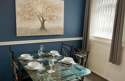 Widnes Casa | Ideal 2 bed pay-as-you-stay home in Widnes sleep 5