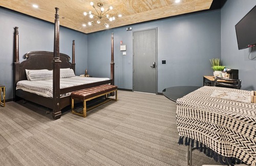 Middletown Casa | Ideal Boutique Hotel in Middletown's Torchlight Pass Revival District 305