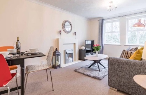Langley Marish Apartamento | 1 Bedroom, Pinewood/Heathrow, Free Parking