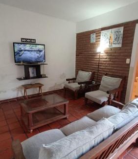 La Rioja Apartamento | Ideal familias, Cómodo, amplio, patio y parrilla! 2 dormitorios