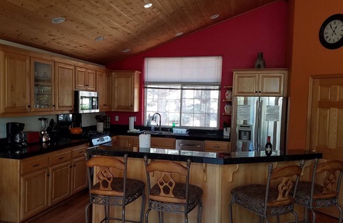 North Upper Truckee Casa | Ideal para escapadas familiares - Backs to National Forest - Bañera de hidromasaje, Wi-Fi y más
