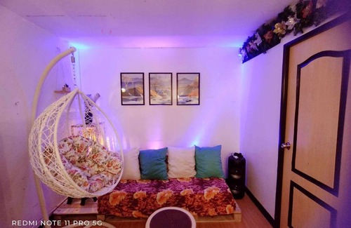 Imus Condominio | Ideal for family or barkada Staycation, 1 ride from mall, resto and supermarket