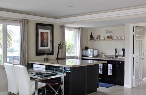 Fallbrook Casa | Ideal for family stay's and convience to North County San Diego.