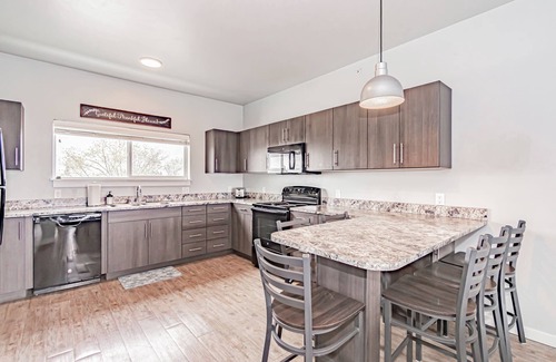Rexburg Apartamento | Ideal for Groups Full Kitchen Gym & Free Parking