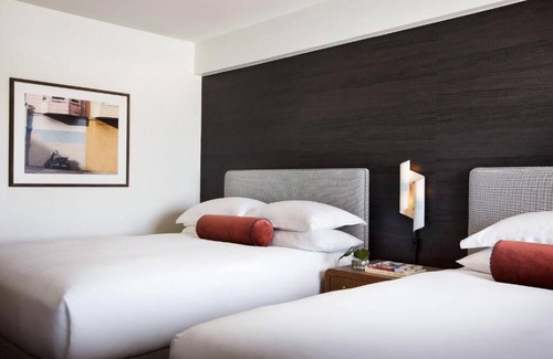 Fisherman's Wharf Hotel | Ideal for Groups: 4 Modern Rooms w/ Custom Mattress & Amenities, Near Pier 39