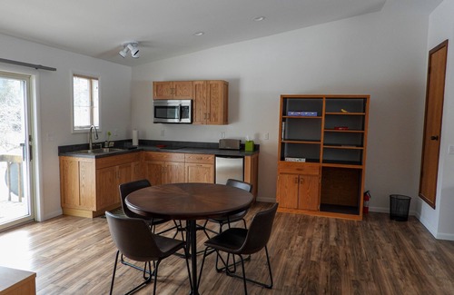 East Tawas Casa | Ideal getaway for nature lovers!