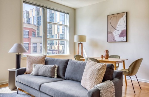 The Heights Apartamento | Ideal Hoboken 2BR w/ Gym, W/D & Elevator, near Waterfront, by Blueground