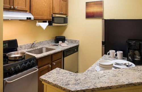 Shea Business Park Hotel | Ideal Home Base for Exploring Scottsdale's Rich Culture & Nature w/ Outdoor Pool