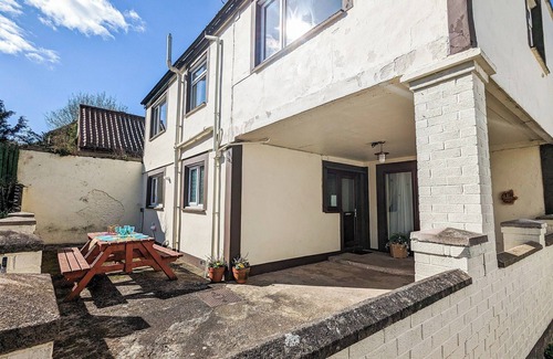 Wooler Cabaña | Ideal home from home with a cosy wood burner for those cooler nights.
