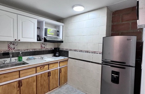 Suramericana Apartamento | Casa ideal para descansar o trabajar mientras conoces Medellín